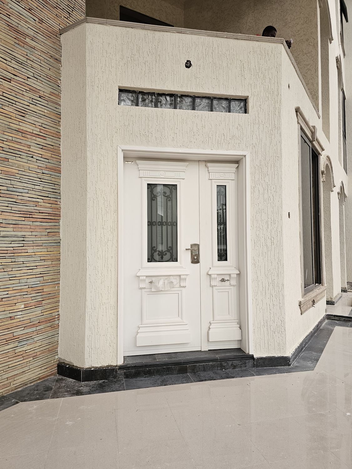 RL-7001 Glazed Double Entrance